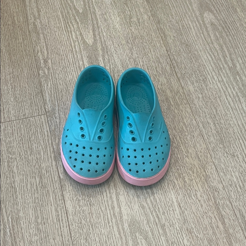 Native Kids Aqua and Pink Shoes